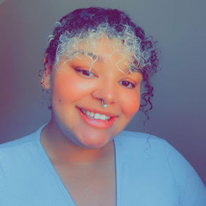 Meet your Posher, Lilly